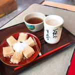 用戶對於忠僕茶屋的評論圖