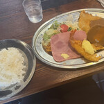 用户对于レストラン 辻川東店的评论图