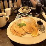 User's review image for Urth Caffé 代官山