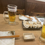 用户对于肉汁餃子のダンダダン 代々木店的评论图