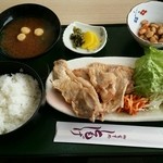用户对于ともしげ的评论图