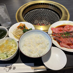 用户对于焼肉 牛亭的评论图