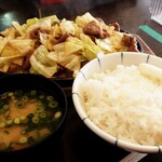 用户对于スタミナ鉄板 博多アイアンマン 平尾店的评论图