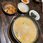 用户对于韓国スープ定食 ピニョ食堂的评论图