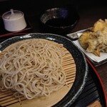 用户对于秋月的评论图