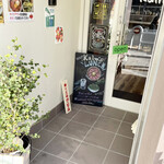用户对于Kalm Cafe&Bar的评论图