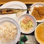 用戶對於監獄食堂的評論圖