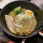 用户对于酒池肉林的评论图
