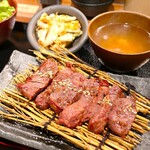 用户对于焼肉 BASE 架的评论图