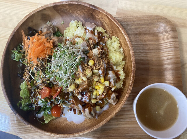 User's recommendation image for VENDY KING