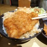 用户对于新潟カツ丼 タレカツ 神保町すずらん通り店的评论图