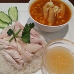 用户对于東京カオマンガイ 木場店的评论图