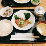 用户对于梅山鉄平食堂 本店的评论图