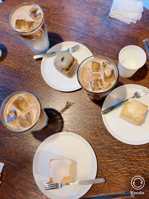 用戶對於ROZI coffee的評論圖