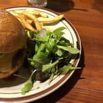 用户对于バーガーショップホットボックス的评论图