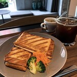 用户对于SYNdicate cafe的评论图