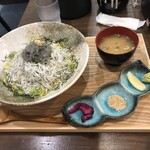 用戶對於しらす問屋 ヨシマル的評論圖