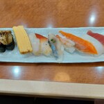 用户对于回転寿司 えりも岬 菊水元町店的评论图