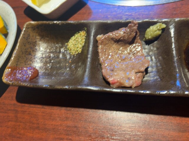用戶對於あか牛焼肉と馬刺し たべとも的評論高清圖