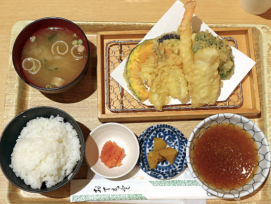 用戶對於海鮮丼・天ぷら 博多 喜水丸 博多阪急店的評論高清圖