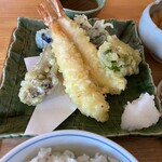 用户对于食べのみ処 くりや的评论图