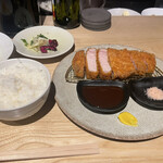 用戶對於広尾とんかつ ひとみ的評論圖