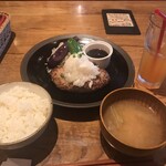 用户对于山本のハンバーグ 自由が丘的评论图