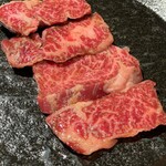用戶對於黒毛和牛焼肉 白か黒的評論圖