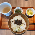 用戶對於毎朝挽肉と羽釜ごはん ハンバーグぼうず的評論圖