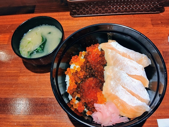 用户对于海鮮ときどきブタ的评论图