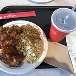 用户对于パンダエクスプレス 南町田グランベリーパーク店的评论图