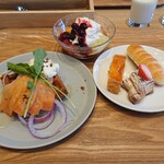 用戶對於OMO カフェ＆バル的評論圖