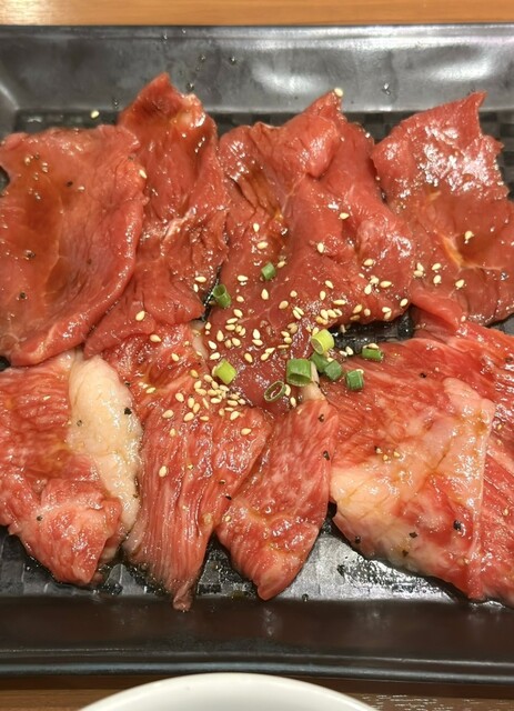用户对于焼肉の三是的评论高清图