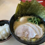 用戶對於横浜家系ラーメン 一蓮家 八戸ノ里店的評論圖
