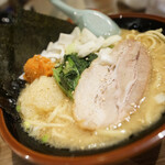用户对于横浜家系ラーメン 武田家 旭川店的评论图
