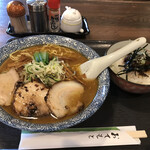 用户对于らぁめん とん平的评论图