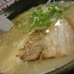 用戶對於中洲の屋台 小島商店 feat シラチャンラーメン的評論圖