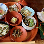 User's review image for 雍州路