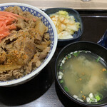 用户对于吉野家 環状７号線豊玉南店的评论图