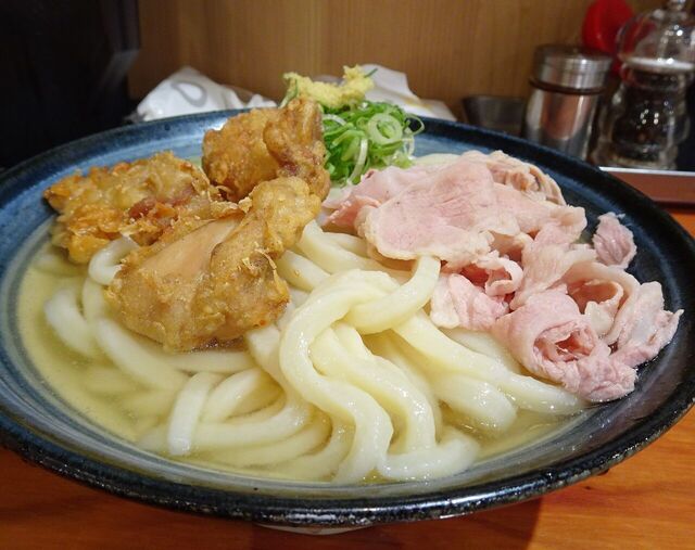 用戶對於自家製さぬきうどんと肉 新橋甚三的評論高清圖