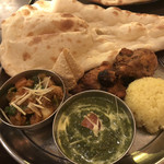用户对于インド料理 ムンバイ 銀座店的评论图