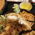 用户对于まる家食堂的评论图