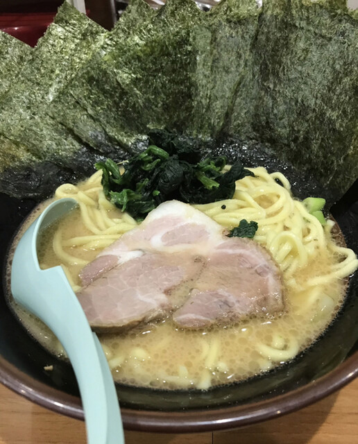 用户对于横浜家系ラーメン 中野家 中野富士見町店的评论高清图