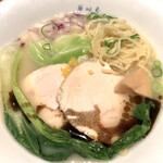 User's review image for 博多鶏ソバ 華味鳥 阪急梅田本店