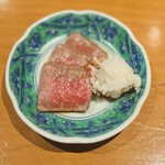 用戶對於神楽坂 囲炉裏 肉よろず的評論圖
