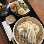 用户对于饂飩店よこやま的评论图