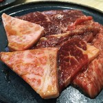 用户对于割烹焼肉 花火的评论图