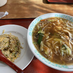 User's review image for 中国飯店紀淡