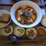 用戶對於豆富食堂的評論圖