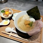 User's review image for 麺逢 KATAJIKENAI